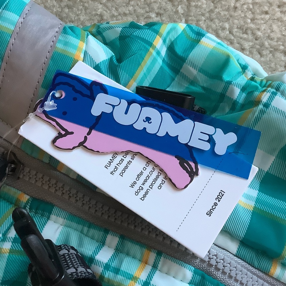 NWT Plaid Dog Jacket - Green and Gray - Picture 2 of 10